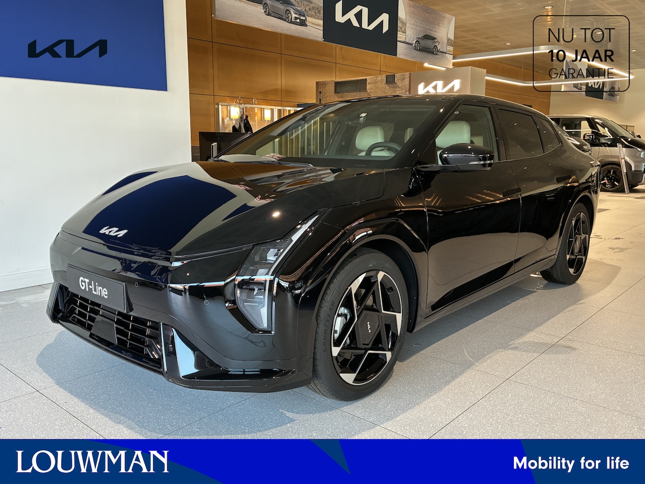 Kia EV4 Fastback - GT-Line Business Edition 81.4 kWh NU UIT VOORRAAD LEVERBAAR! | NIEUW !! | - AutoWereld.nl
