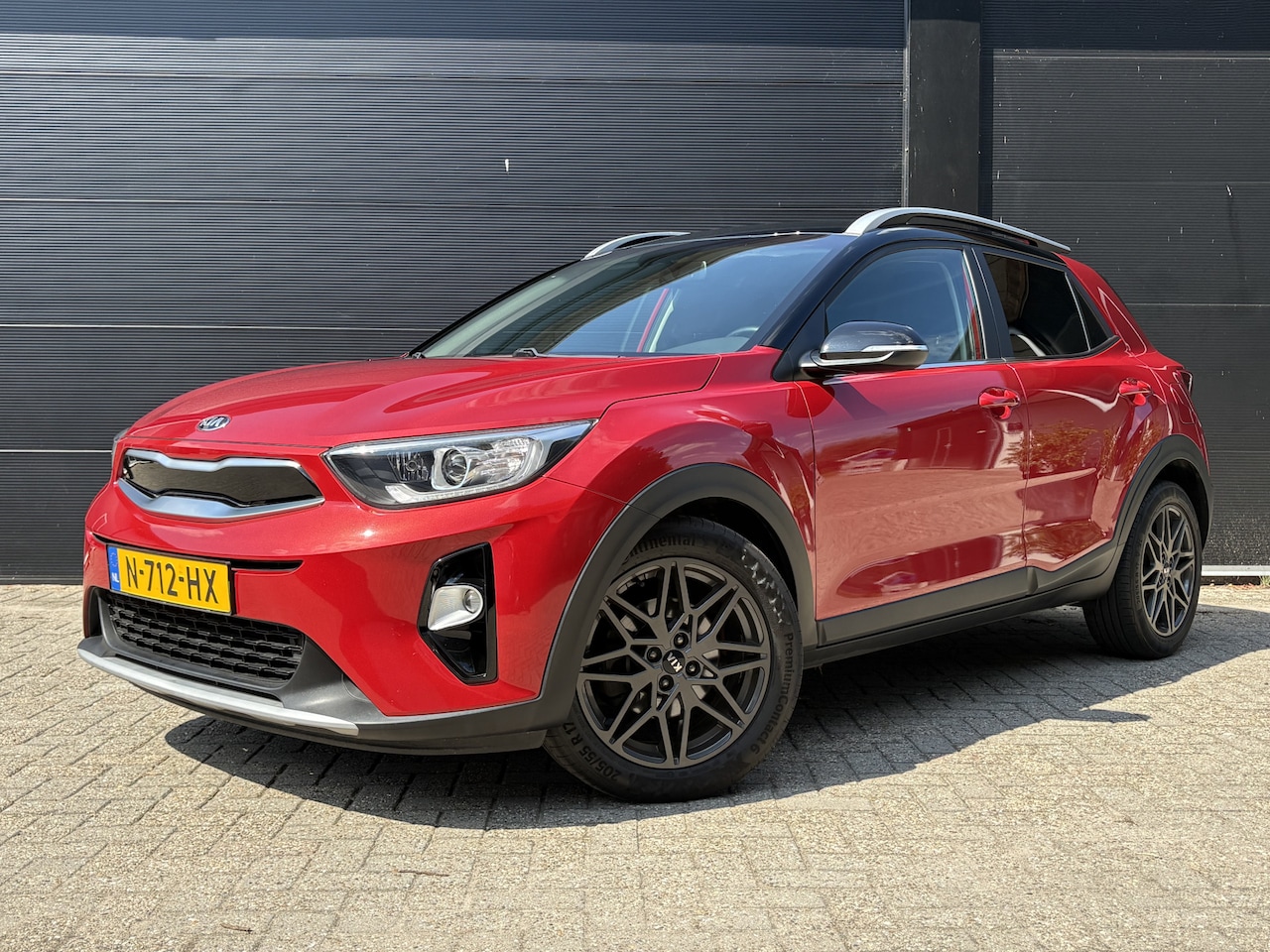 Kia Stonic - 1.0 T-GDi DynamicPlusLine | Automaat | Navigatie | Camera - AutoWereld.nl