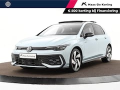 Volkswagen Golf - 1.5 eHybrid 272pk DSG GTE · Panoramadak · 360 Camera · Inklap. Trekhaak · Head-Up Display