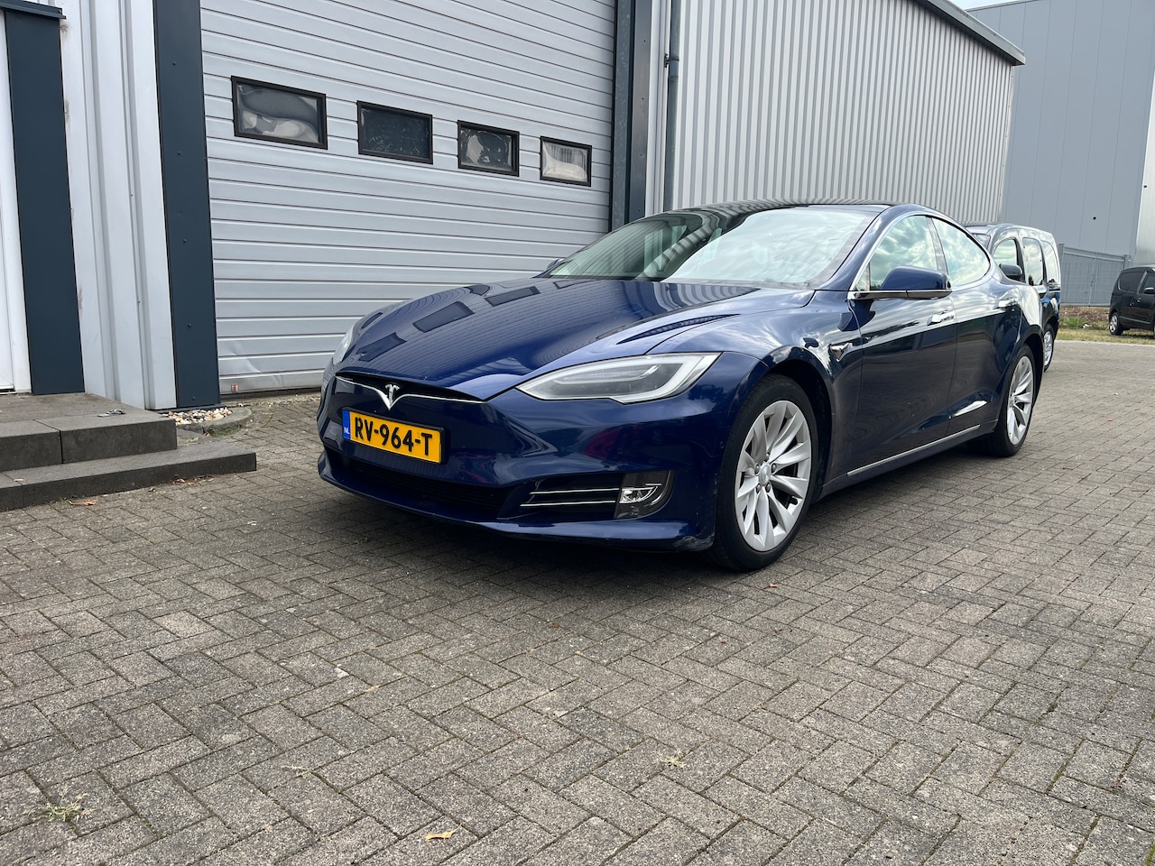 Tesla Model S - 75D Base - AutoWereld.nl