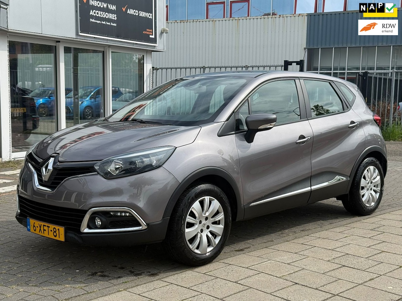 Renault Captur - 0.9 TCe Expression - Navigatie - Airco - AutoWereld.nl