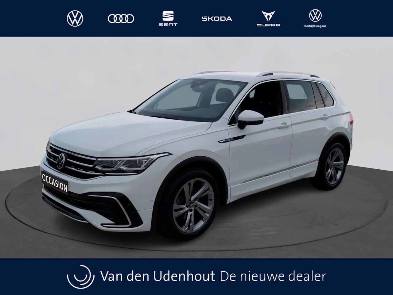 Volkswagen Tiguan - 1.5 TSI R-Line | Camera | Winterpakket | Elec achterklep | Multimedia | - AutoWereld.nl