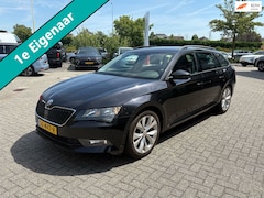 Skoda Superb Combi - 1.4 TSI Active 125pk 1e eig. Clima Navi Trekhaak 1600kg