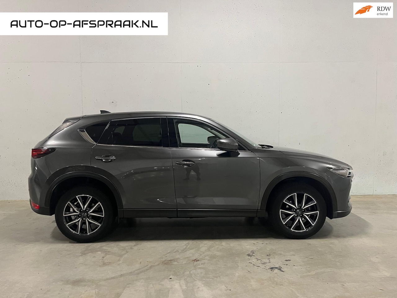 Mazda CX-5 - 2.0 SkyActiv-G 165 Skylease Luxury Leer Head-up 360 Camera - AutoWereld.nl