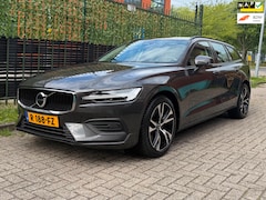 Volvo V60 - 2.0 B3 Essential grijs 2022 1EIG|LED|NAVI|NAP