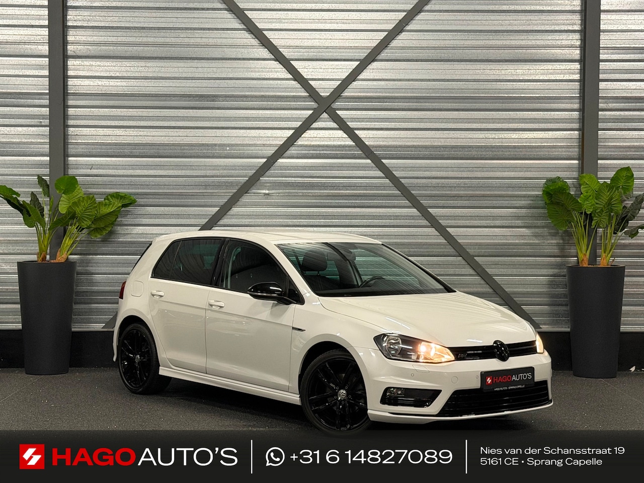 Volkswagen Golf - 1.2 TSI R-Line DSG 110-PK/CRUISE/CLIMATE/PDC/STOEL+STUURVERW/12-MND-GARANTIE - AutoWereld.nl