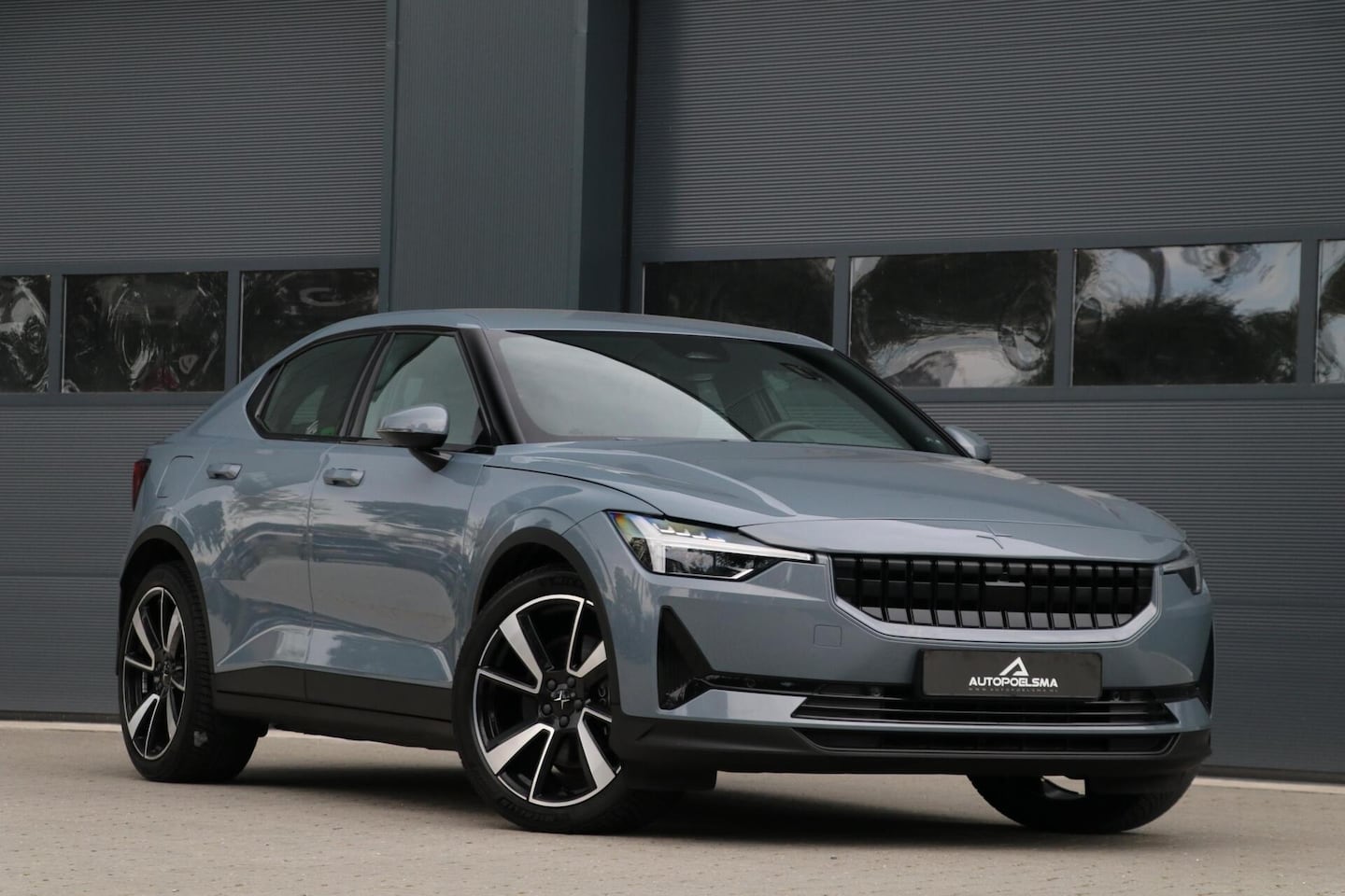 Polestar 2 - Standard Range Single Motor 63kWh AppleCarplay Memory Sportzetels Camera Lmv Led 39000KM B - AutoWereld.nl