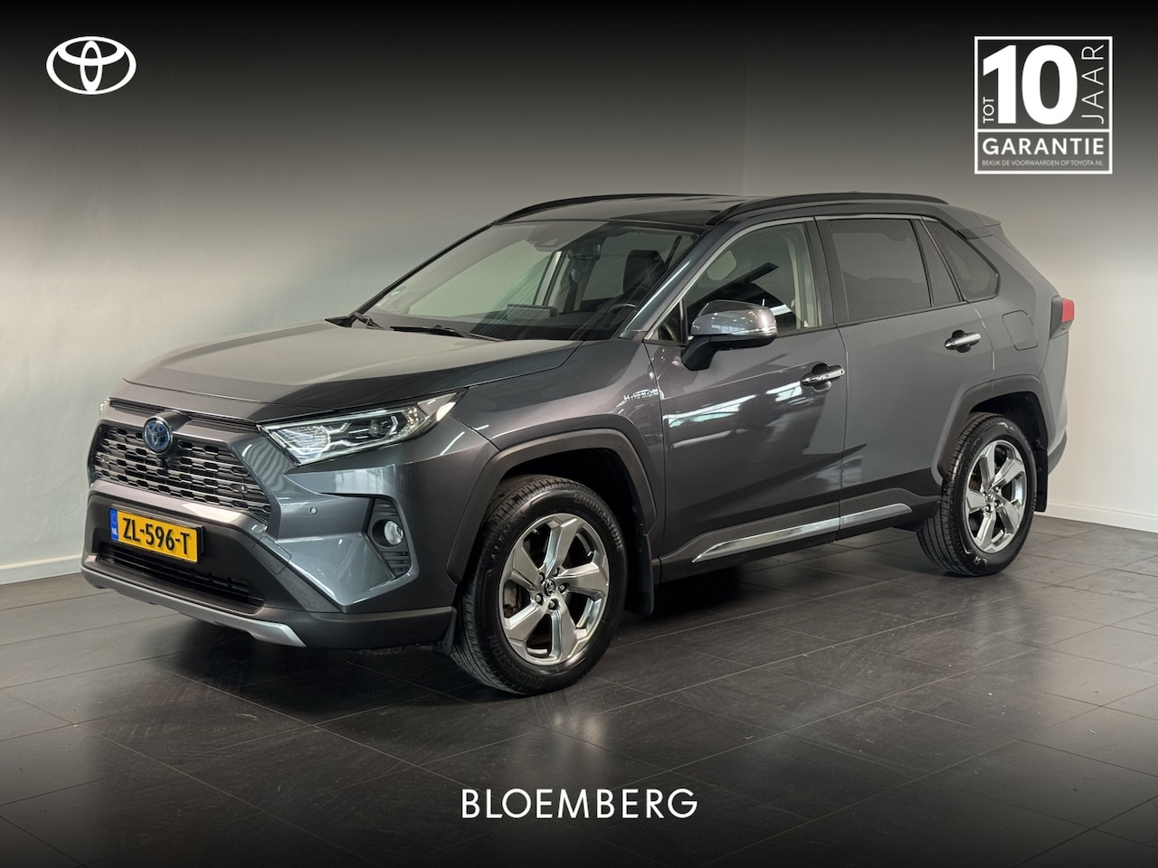 Toyota RAV4 - 2.5 Hybrid AWD Executive | Trekhaak | Apple Carplay | Trekgewicht 1.650 KG | - AutoWereld.nl