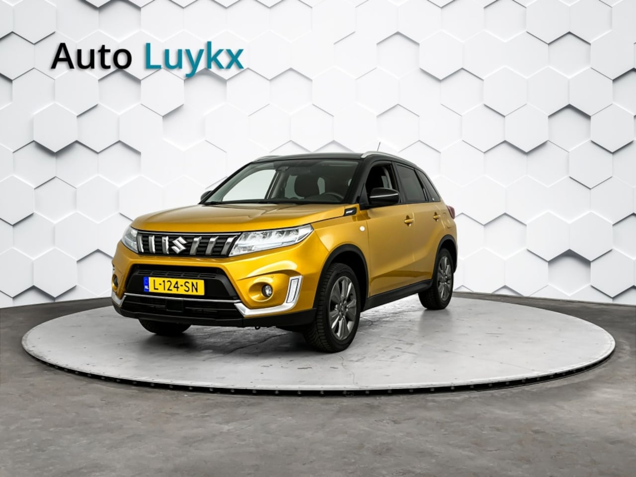 Suzuki Vitara - 1.4 Boosterjet Select Smart Hybrid Automaat | Navigatie | Parkeercamera | Trekhaak - AutoWereld.nl