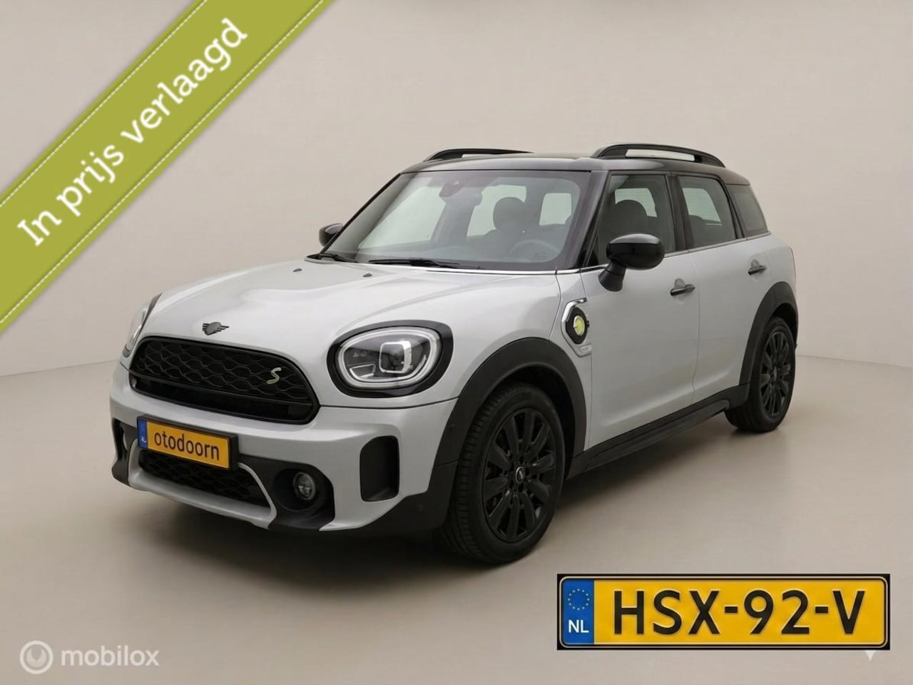 MINI Countryman - 1.5 Cooper SE ALL4 pano/leder/camera/blackp - AutoWereld.nl