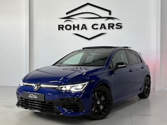 Volkswagen Golf - 2.0 TSI R 4Motion, Pano, Akra, HK Audio, HUD