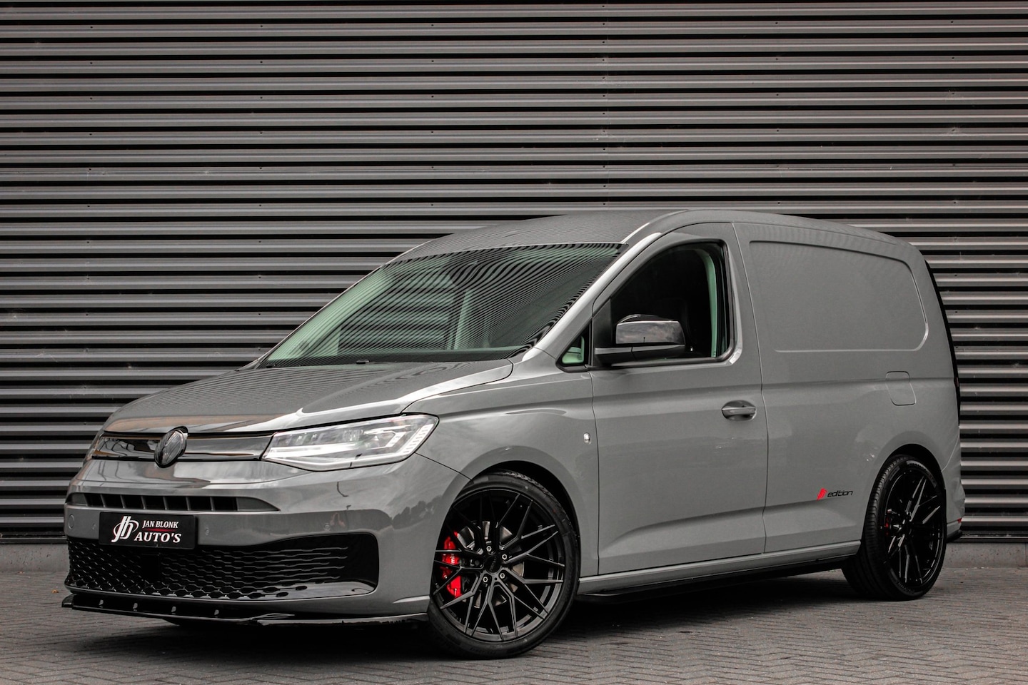 Volkswagen Caddy Cargo - 2.0 TDI 122PK DSG JB-EDITION / MAXTRON / SIDE- BARS / VERLAGING / ELEK- PAKKET / PDC / CAM - AutoWereld.nl