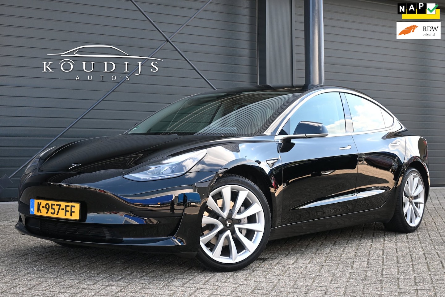Tesla Model 3 - Standard RWD Plus 60 kWh, SOH 89.6%, LFP Accu, Zeer netjes - AutoWereld.nl