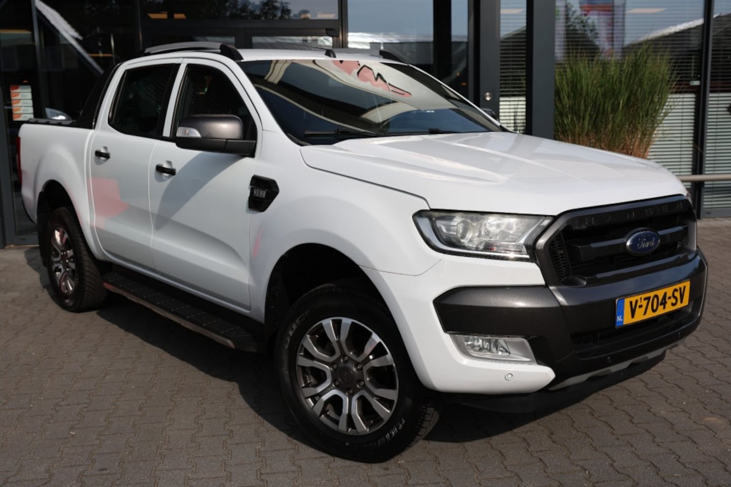 Ford Ranger - 3.2 TDCI WILDTRAK SUPERCAB A/T 2 ZITS VAN - AutoWereld.nl