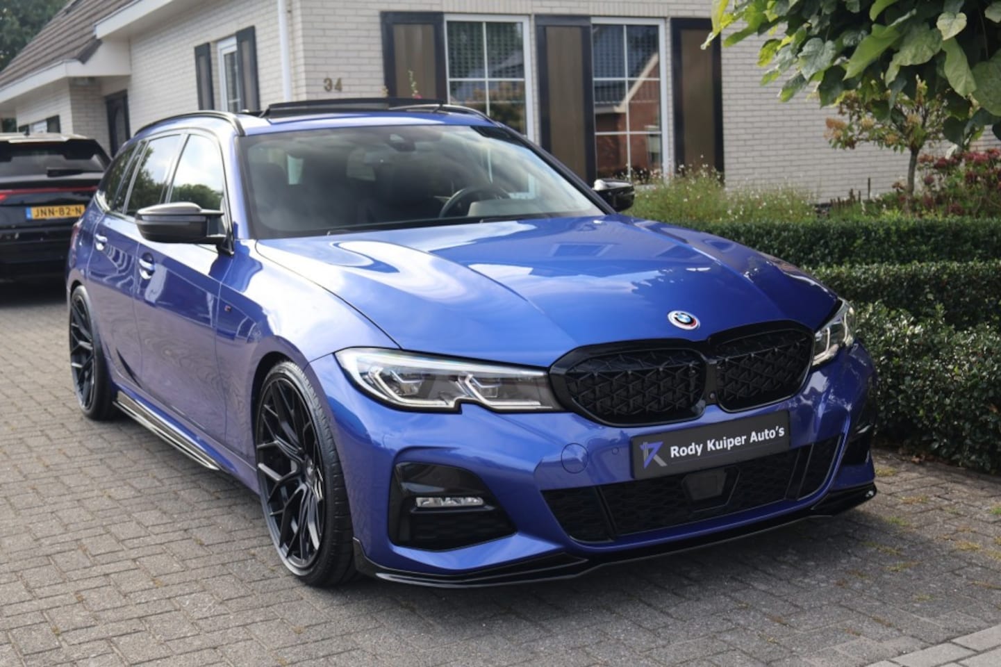 BMW 3-serie Touring - 330e Touring M Sport (292pk) Wheelforce/M340i Look/Laser/Panodak/Helix Geluidsysteem - AutoWereld.nl