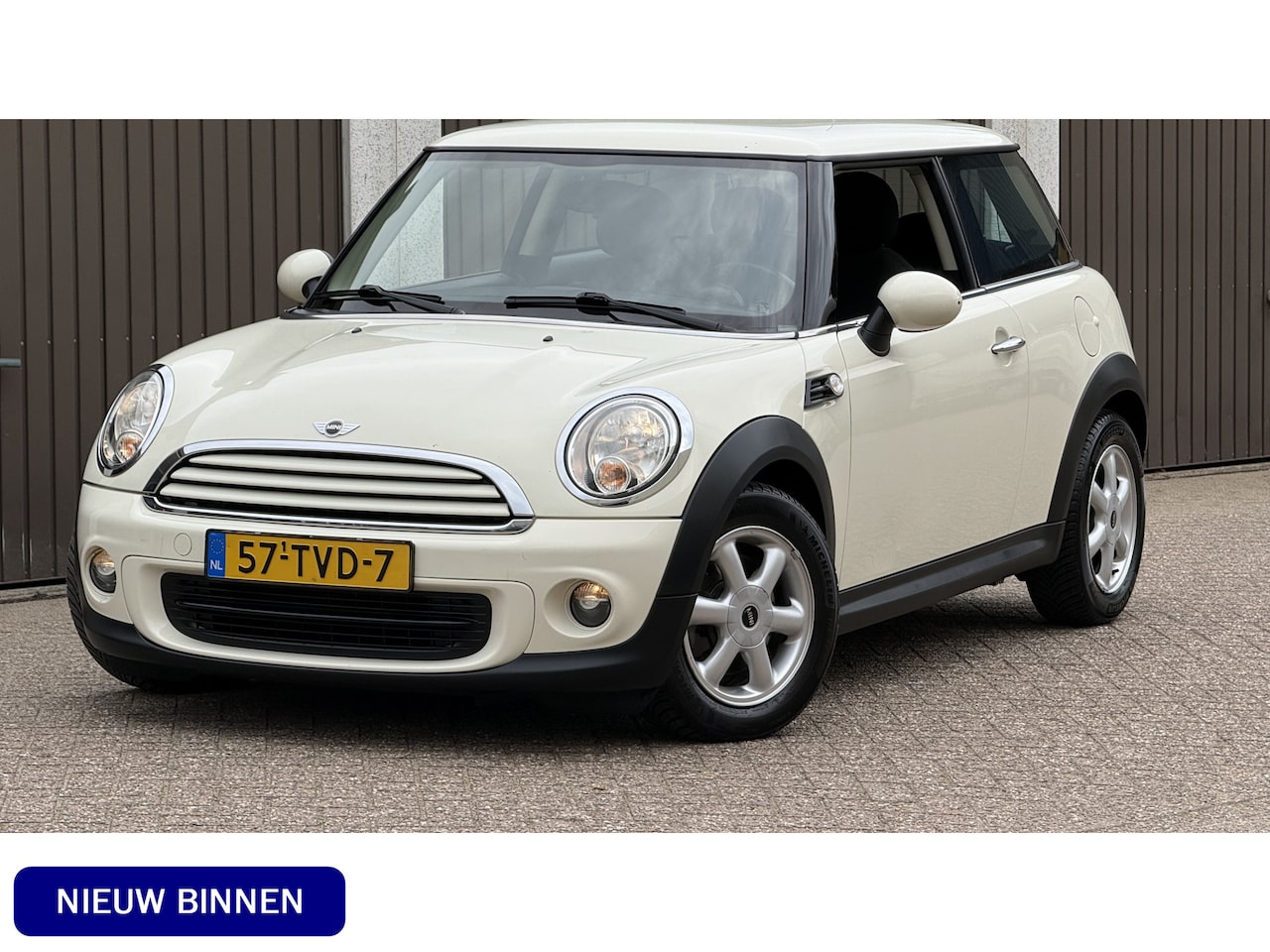 MINI 3-Deurs - 1.6 One MINIMALIST Business Line inruil koopje - AutoWereld.nl