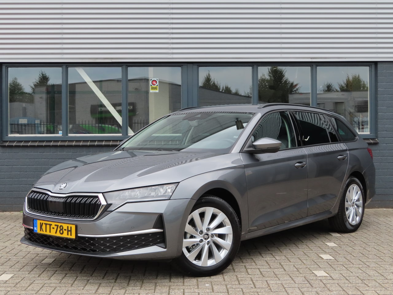 Skoda Octavia Combi - 1.5 TSI MHEV Selection 1.5 TSI MHEV Selection - AutoWereld.nl