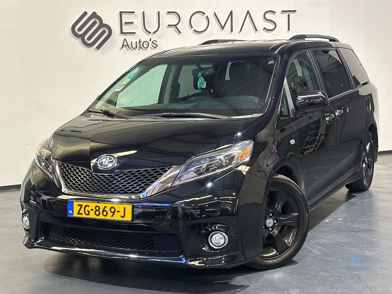 Toyota Sienna - TOYOTA 3.5 V6 Automaat | 8zitter | Leder | Camra | Cruise | Nette auto - AutoWereld.nl