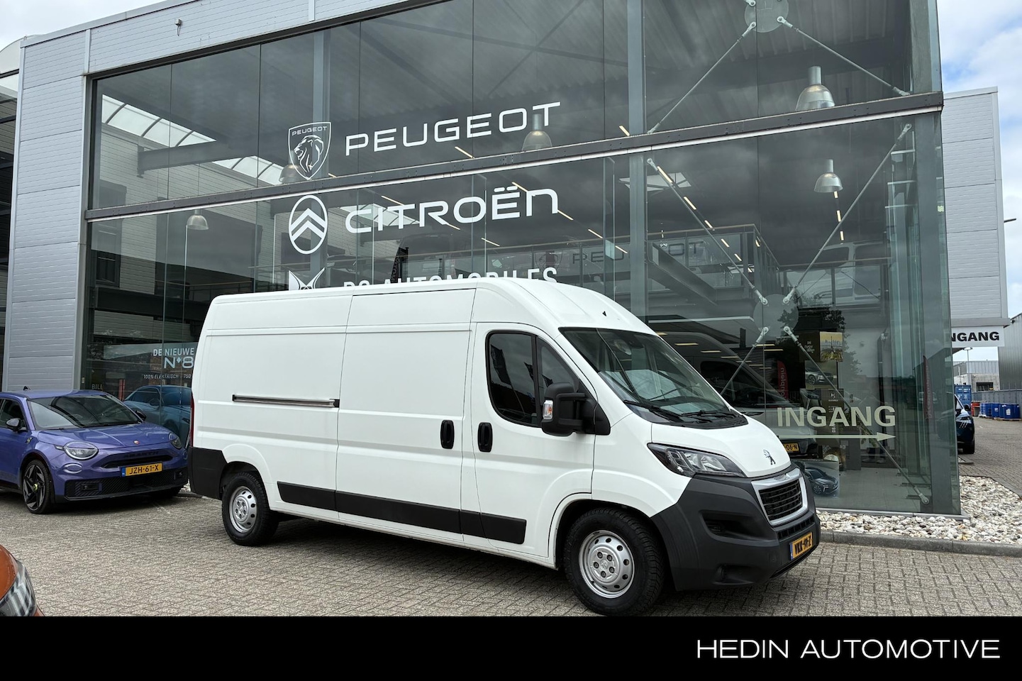 Peugeot e-Boxer - 435 L3H2 Zwaar Premium-70KWh 3-Pers. | Navigatie | Camera | Standkachel | Climate control - AutoWereld.nl