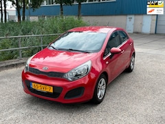 Kia Rio - 1.2 CVVT Comfort Pack5-deursAircoLM. velgen 1 jaar APK