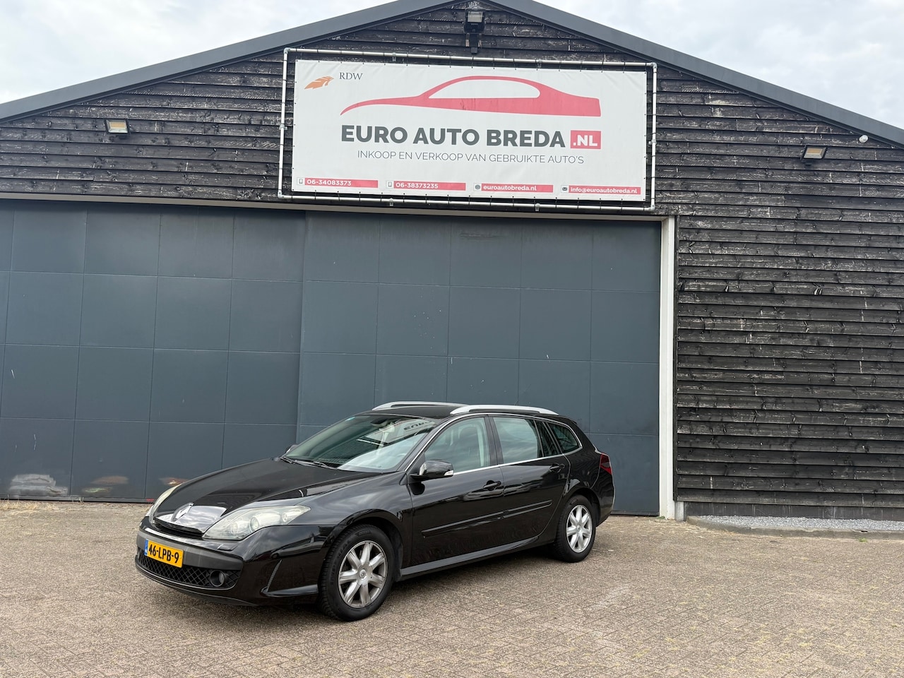 Renault Laguna Estate - 2.0 16V Celsium 2.0 16V Celsium - AutoWereld.nl