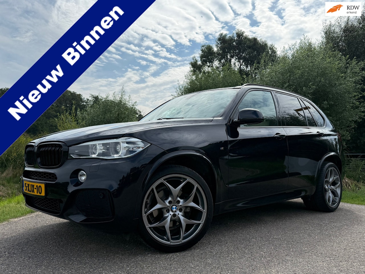 BMW X5 - XDrive30d High Executive M-Sport Automaat / Leder / Camera / 21" Velgen / Memory / Key-Les - AutoWereld.nl