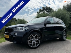 BMW X5 - XDrive30d High Executive M-Sport Automaat / Leder / Camera / 21" Velgen / Memory / Key-Les