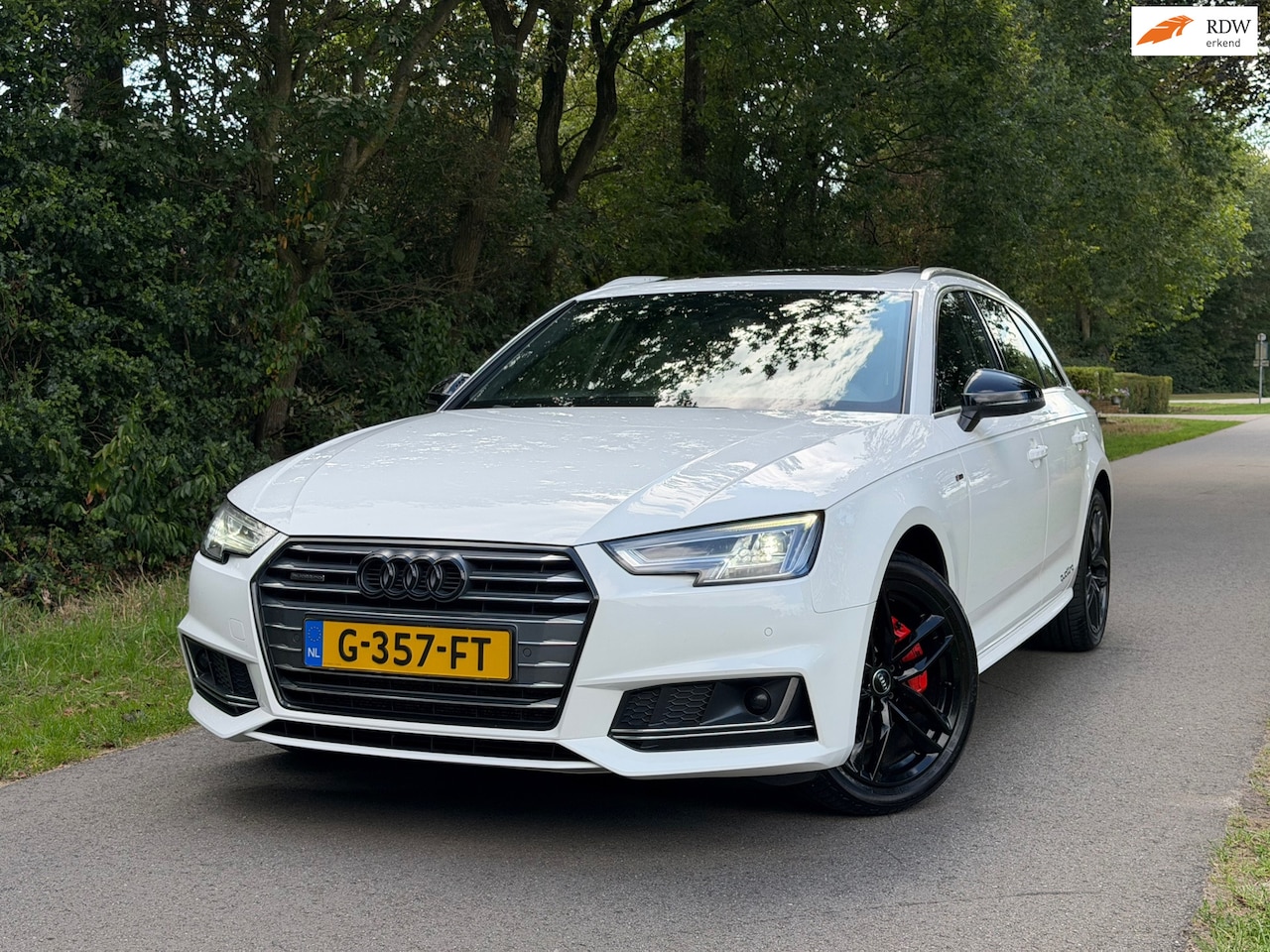 Audi A4 Avant - 2.0 TDI quattro Design Pro Line Plus | Pano + Camera + Massage | - AutoWereld.nl