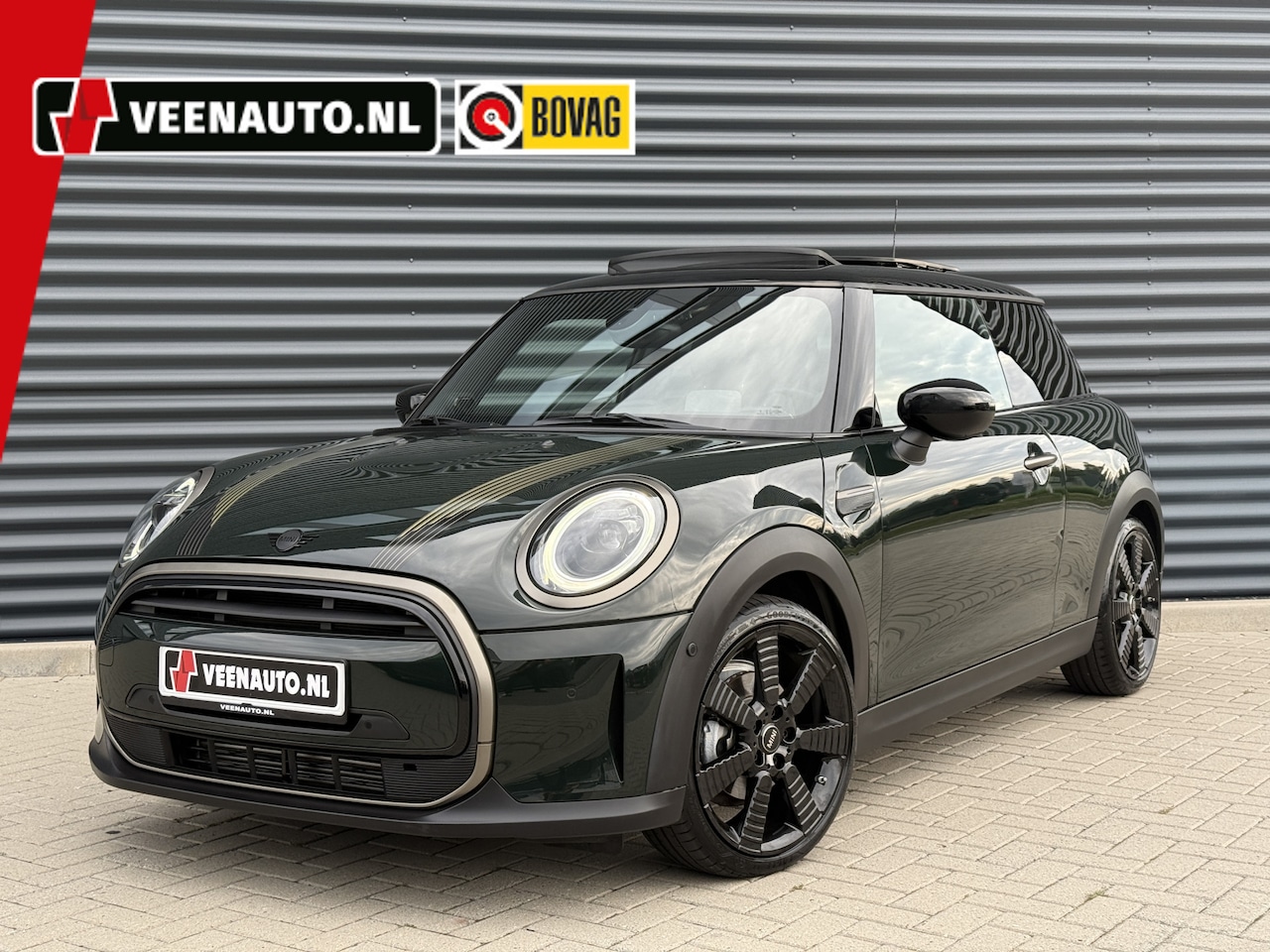 MINI 3-Deurs - 1.5 Cooper Resolute Pano/Leder/H&K/Camera - AutoWereld.nl