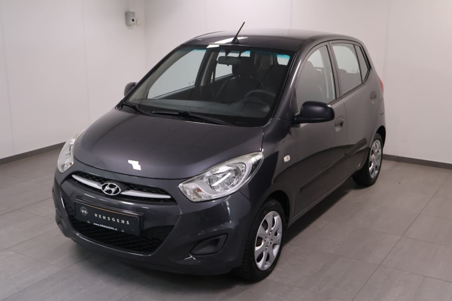 Hyundai i10 - 1.1 i-Drive Cool | all season banden - AutoWereld.nl