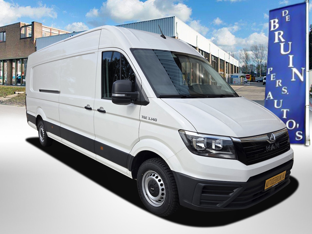 MAN TGE - 35 2.0 Extra Lang L5 Hoog HD 140Pk / 103 Kw XXL - AutoWereld.nl