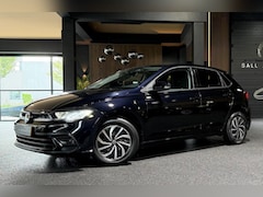 Volkswagen Polo - 1.0 TSI Life Camera|Pdc|ViritueleCockpit|AdaptiveCruise|Stoelverwarming