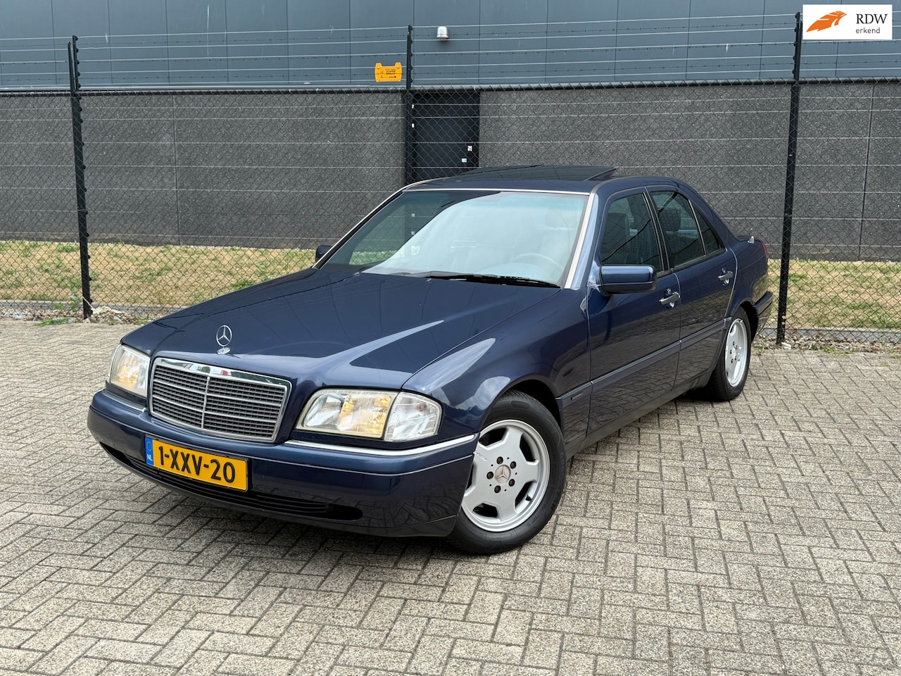 Mercedes-Benz C-klasse - 280 Elegance |Automaat| |Schuifdak| |Lederen bekleding| - AutoWereld.nl