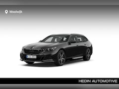BMW i5 Touring - eDrive40 M Sport Edition 84 kWh M Sport Pro | Trekhaak | Travel Pack