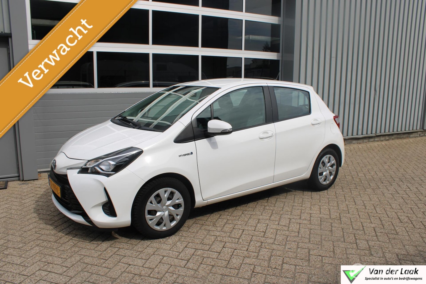 Toyota Yaris - 1.5 Hybrid Aspiration 1e Eigenaar Boekjes | Parkeersensoren achter | Cruise vontrol - AutoWereld.nl