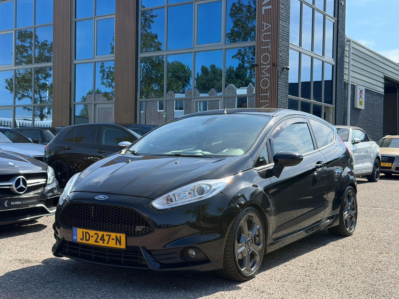 Ford Fiesta - 1.6 Metal - LEDEREN BEKLEDING - ORIGINELE ST VELGEN - ST BUMPERS - AutoWereld.nl