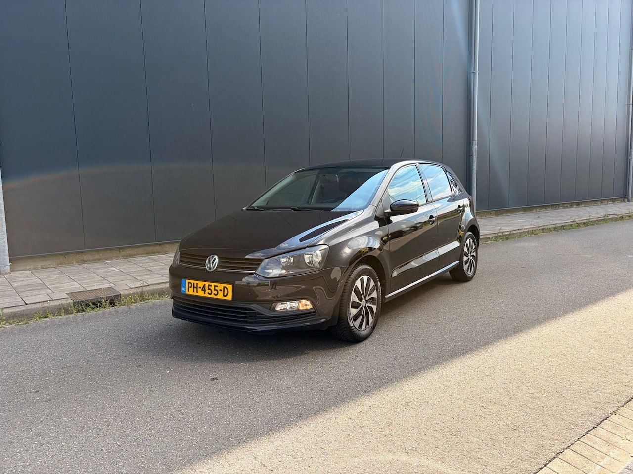 Volkswagen Polo - 1.0 Airco/Multimedia - AutoWereld.nl