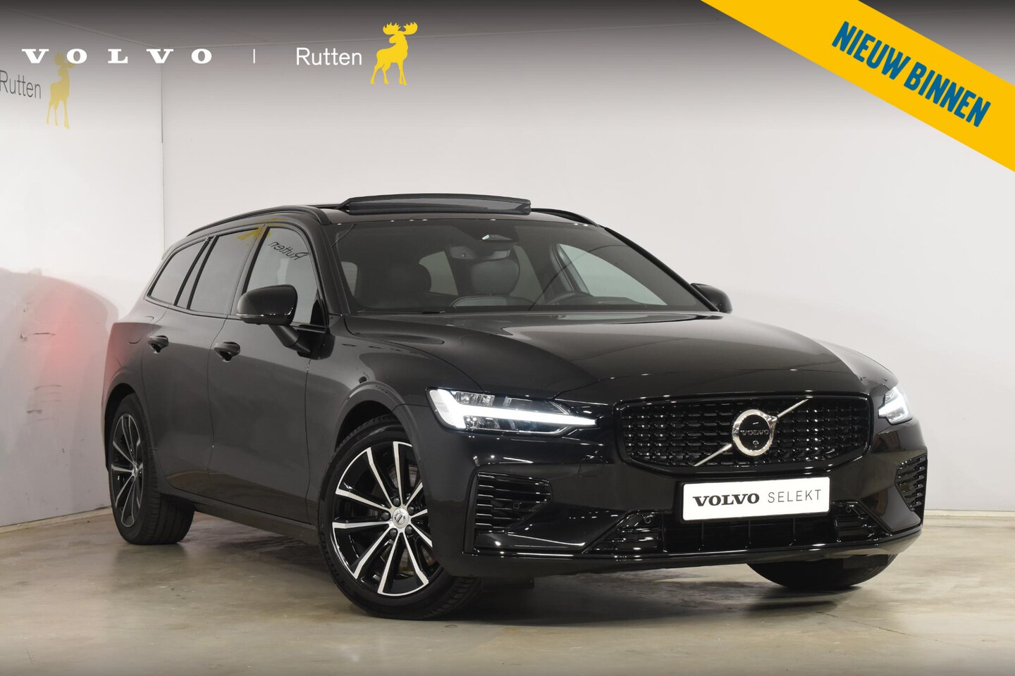 Volvo V60 - T8 455PK Automaat Plug-in hybrid AWD Plus Dark / 360 Camera / Harman Kardon / Head-up disp - AutoWereld.nl