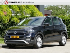 Volkswagen T-Cross - 1.0 TSI Style Business R | achteruitrijcamera | stoelverwarming | Apple Carplay/Android au
