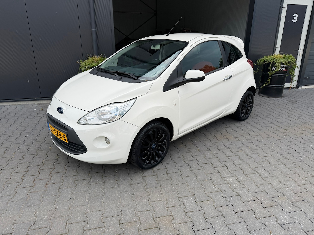 Ford Ka - 1.2 Titanium X start/stop 1.2 Titanium X start/stop - AutoWereld.nl