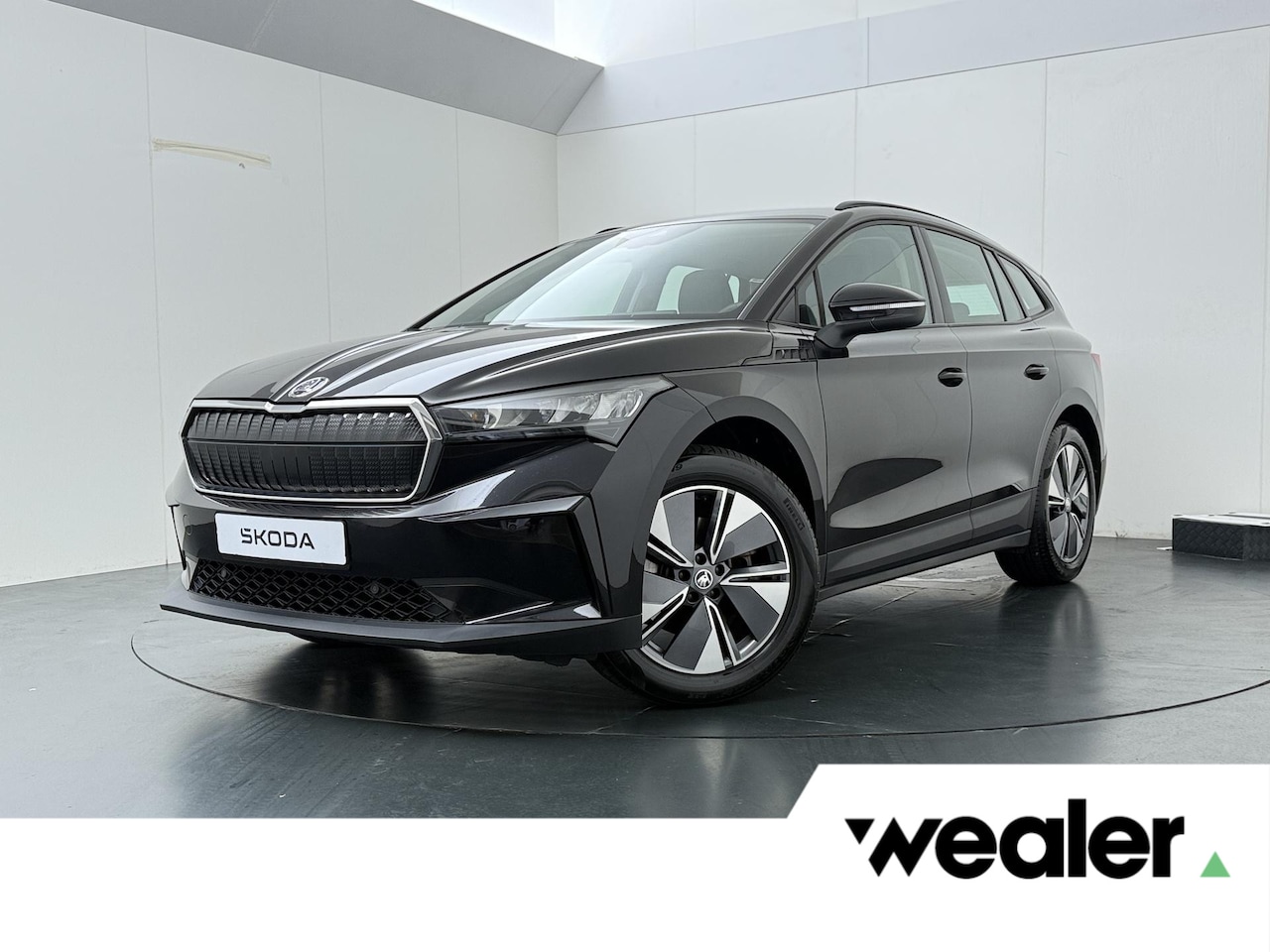 Skoda Enyaq iV - 60 | 180 PK | SoH % | Achteruitrijcamera | Cruise control | Climate control | LED verlicht - AutoWereld.nl
