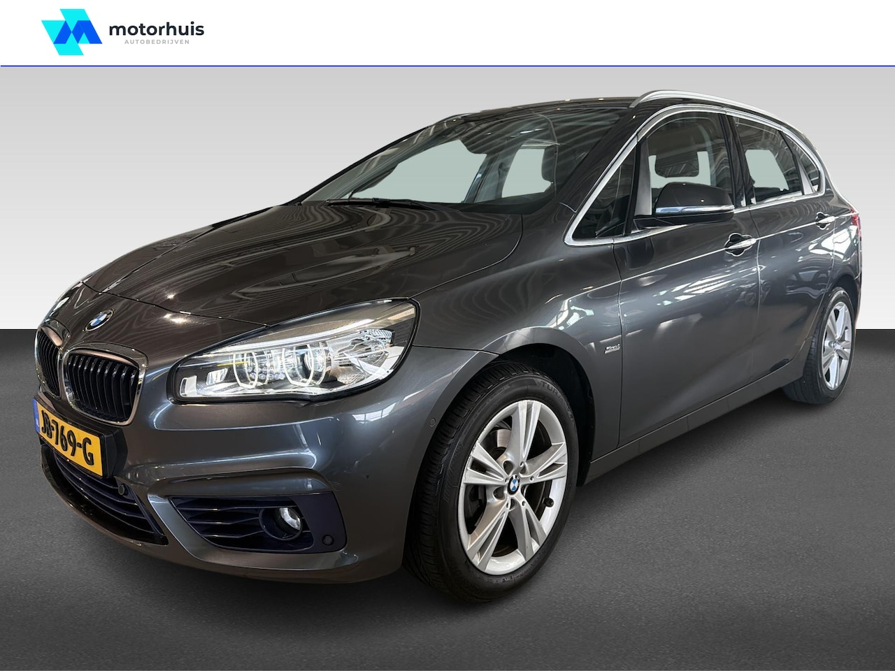 BMW 2-serie Active Tourer - 216i Sport | Airco (automatisch) | Bluetooth telefoonvoorbereiding | Cruise control - AutoWereld.nl