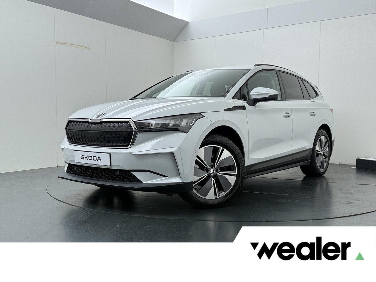 Skoda Enyaq iV - 60 | 180 PK | SoH 90% | Cruise control | Climate control | LED verlichting | Navigatiesyst - AutoWereld.nl