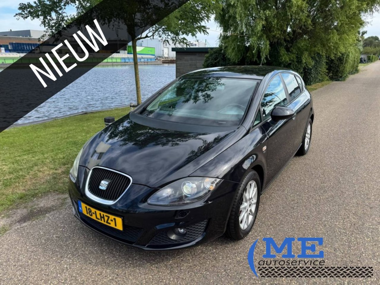 SEAT Leon - 1.4 TSI Businessline High|pdc|xenon|cruise|navi - AutoWereld.nl