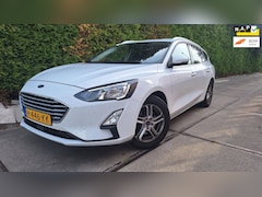Ford Focus Wagon - 1.0 EcoBoost Trend Edition Business