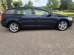 Volvo V60 - 2.0 D3 Momentum