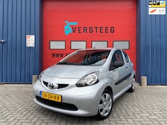 Toyota Aygo - 1.0-12V | 2e eigenaar