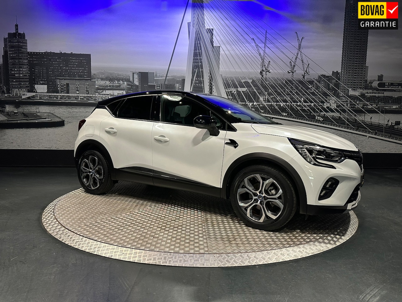 Renault Captur - 1.6 Plug-in Hybrid Intens *Camera*Trekhaak* - AutoWereld.nl
