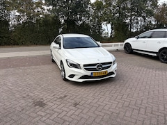 Mercedes-Benz CLA-Klasse - 180 Ambition AUTOMAAT CAMERA PDC CARPLAY