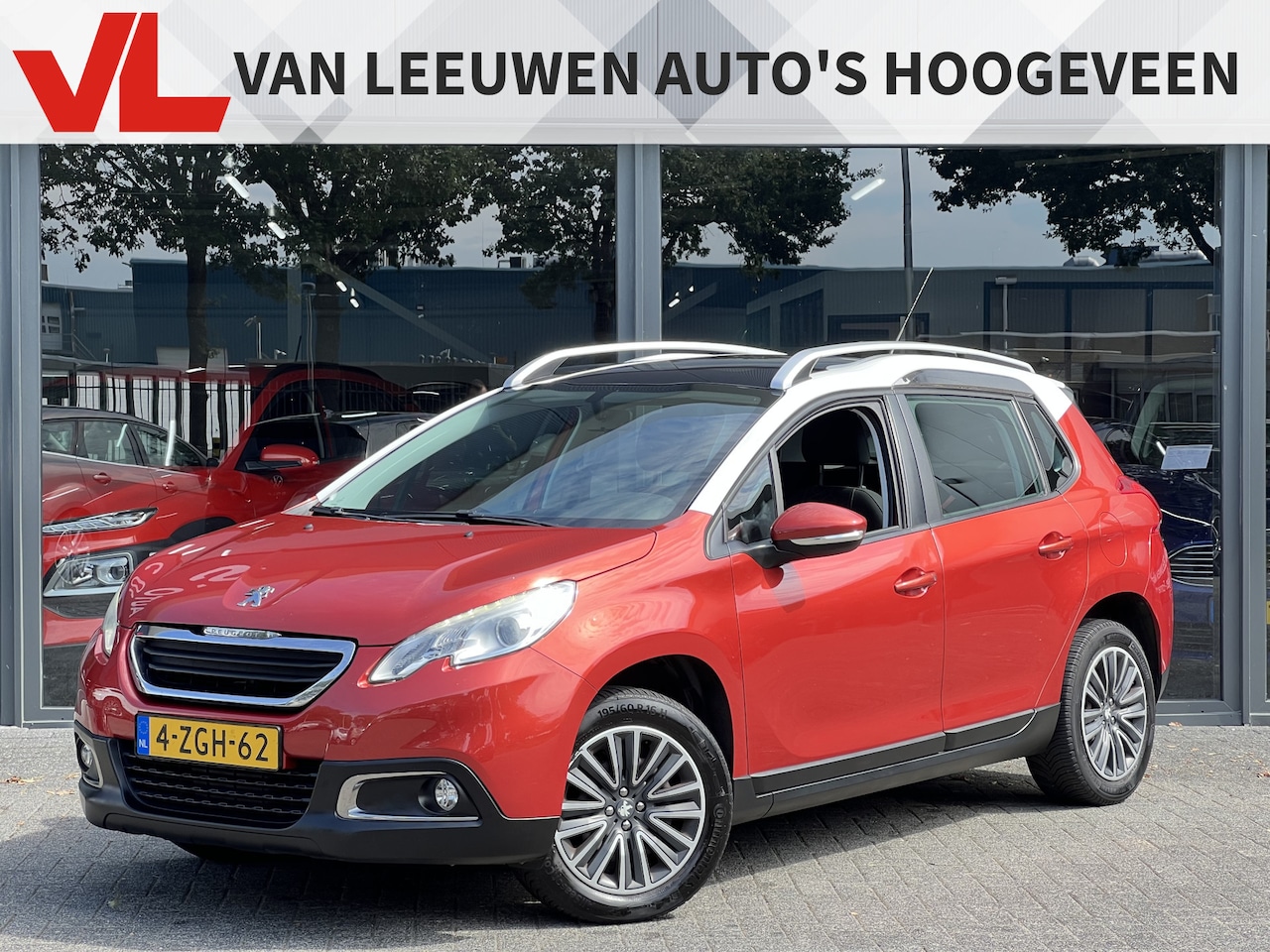 Peugeot 2008 - 1.2 PureTech Active | Pano | Trekhaak | Navi - AutoWereld.nl